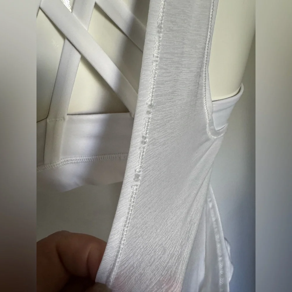 Lululemon top